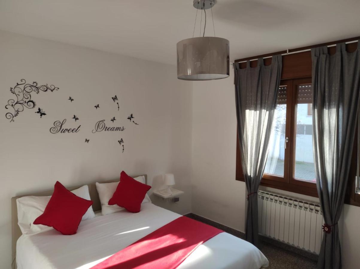 Red Tower Venice Apartment - 2 Mins From Vce Airport- Free Wifi Тессера Екстер'єр фото
