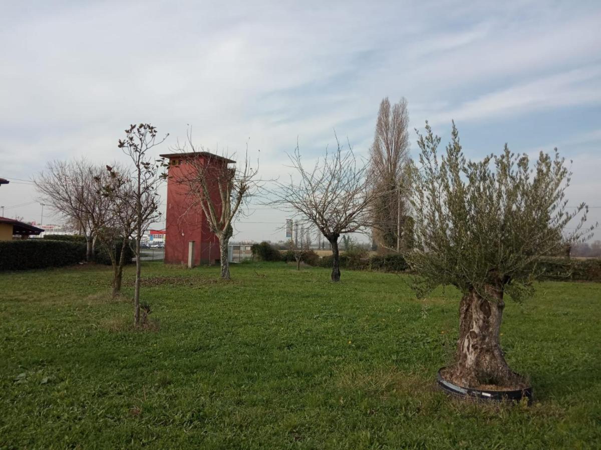 Red Tower Venice Apartment - 2 Mins From Vce Airport- Free Wifi Тессера Екстер'єр фото